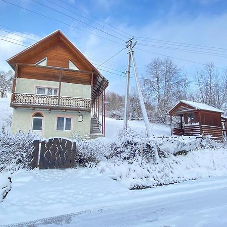 Карпатський Будинок Apartment Izki Exterior foto