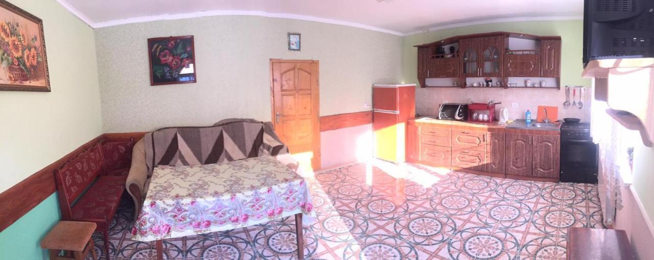 Карпатський Будинок Apartment Izki Exterior foto